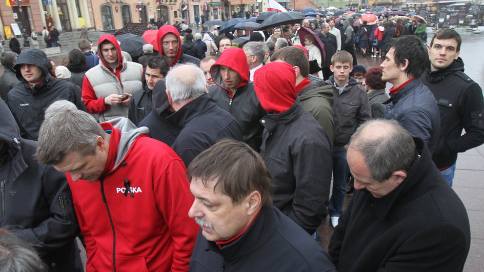 WARSZAWA HOŁD DLA PARY PREZYDENCKIEJ ŻAŁOBA