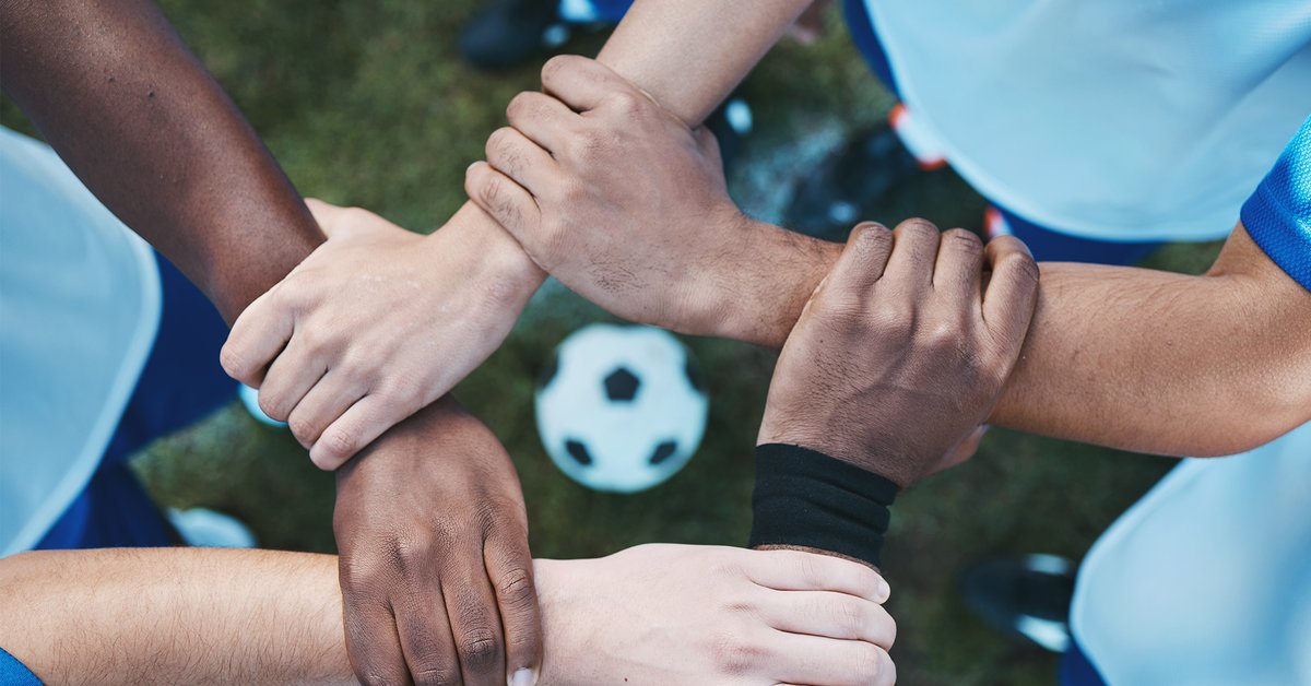 Lokalne czy globalne? Które marki bardziej angażują polskich kibiców?