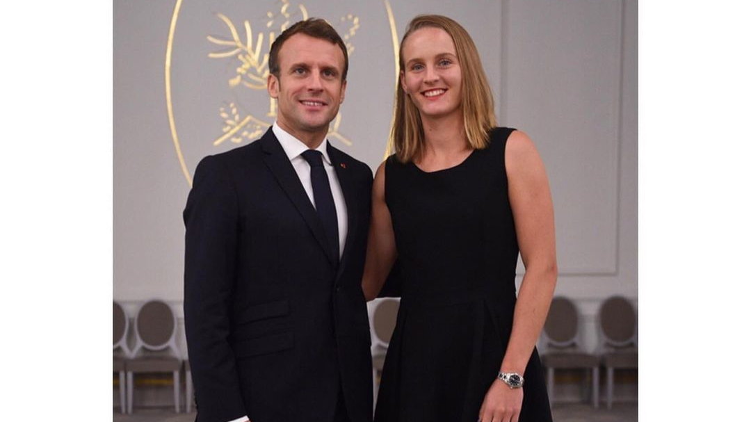 Prezydent Emmanuel Macron i Fiona Ferro