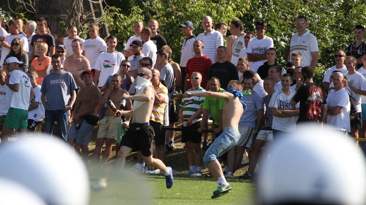 Rozruchy na stadionie KS Łomianki