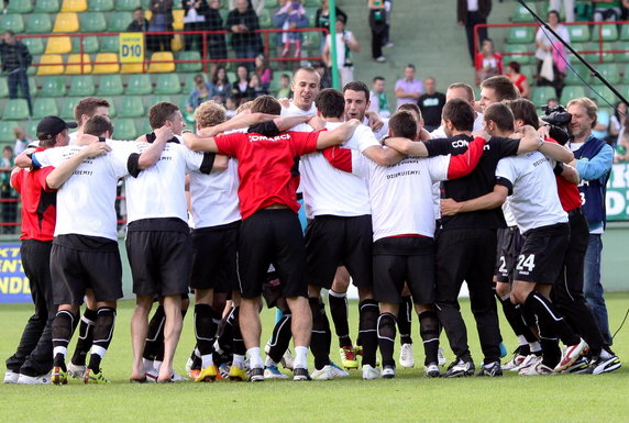 PIŁKA NOŻNA LIGA POLSKA PGE GKS BEŁCHATÓW CRACOVIA KRAKÓW