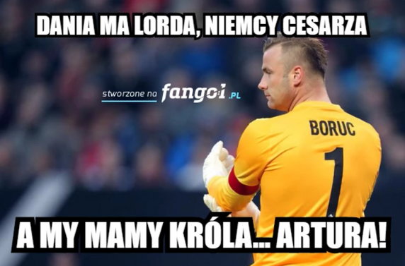 Artur Boruc świętuje urodziny. Memy z bramkarzem