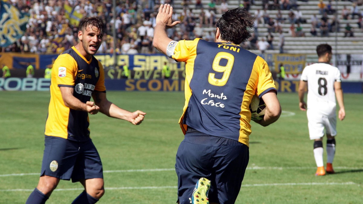 Luca Toni, Hellas Werona, Serie A