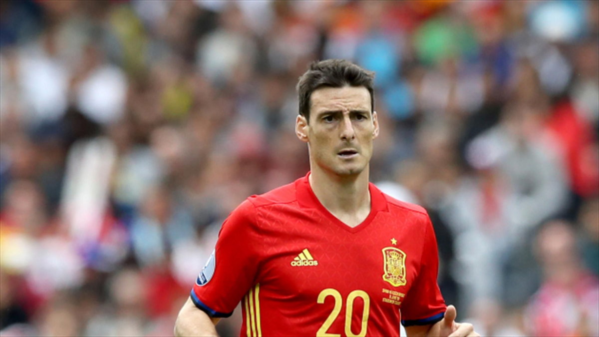 35-letni Aduriz przeszedł do historii La Furia Roja