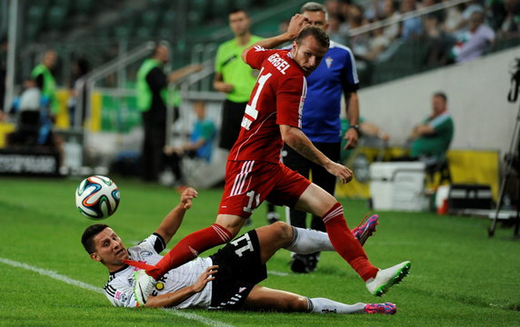 PIŁKARSKA EKSTRAKLASA LEGIA KONTRA GÓRNIK ZABRZE (Arkadiusz Piech Roman Gergel)