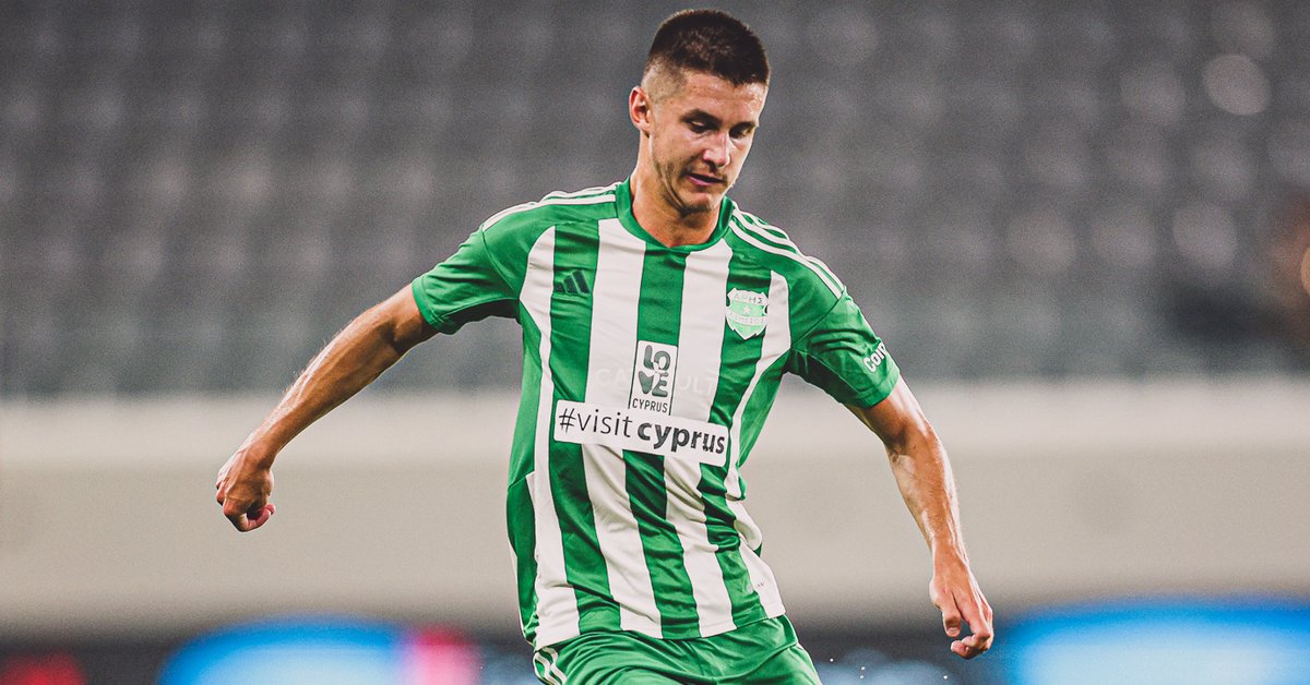 Giełda transferowa Ekstraklasy. Legia blisko rekordu, Lech też ruszył na łowy