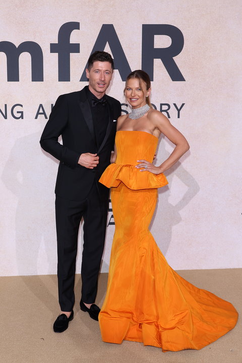 Robert Lewandowski i Anna Lewandowska na gali amfAR w Cannes