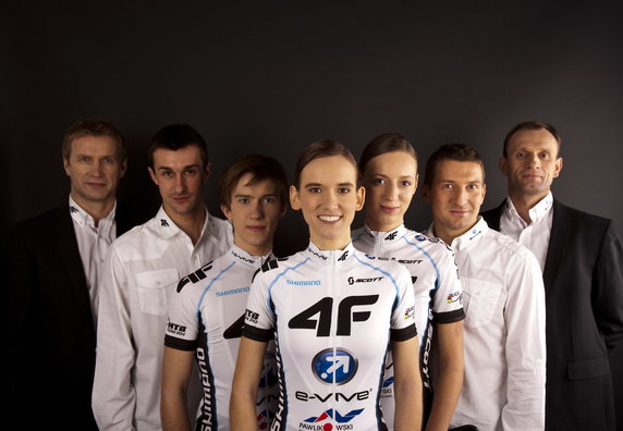 4F E-VIVE Racing Team