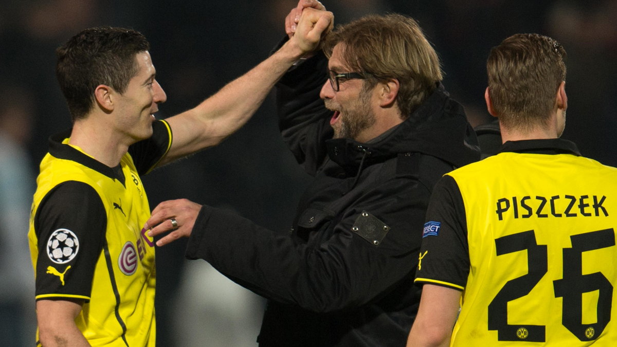 Robert Lewandowski świętuje sukces z trenerem Jürgenem Kloppem