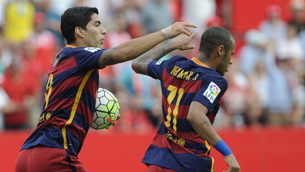 Luis Suarez i Neymar w lutym zagrają przeciwko Arsenalowi, fot. Cristina Quicler / AFP Photo