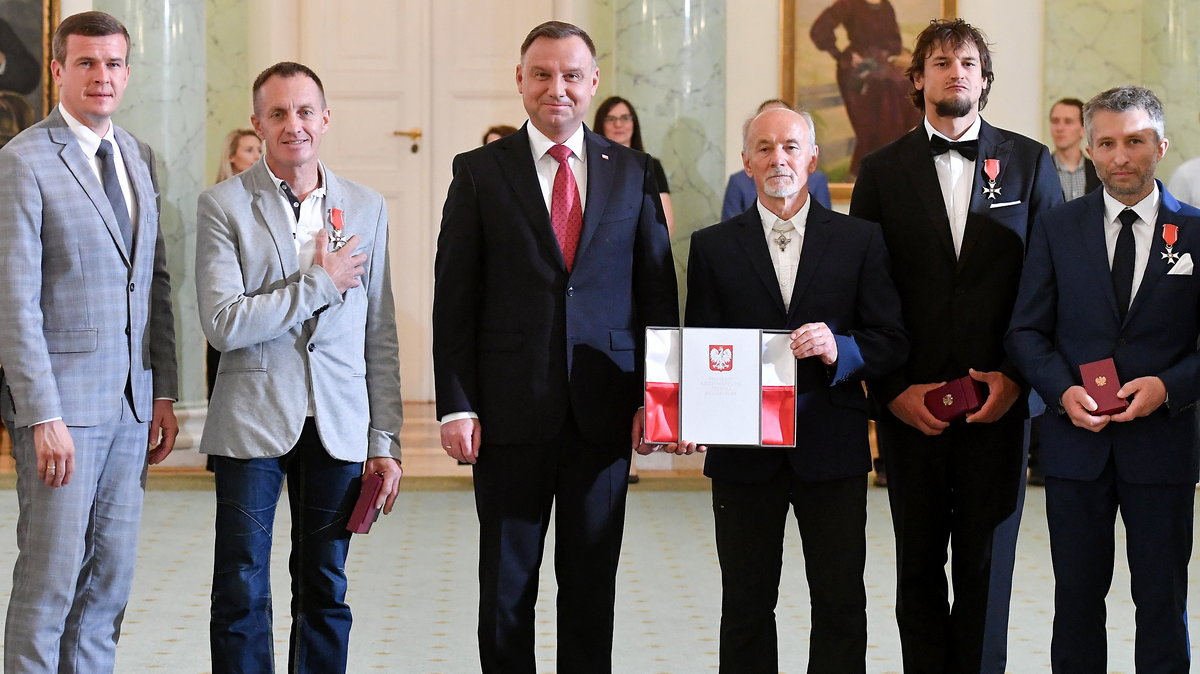 Prezydent Andrzej Duda z odznaczonymi