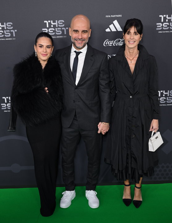 Pep Guardiola z żoną i córką