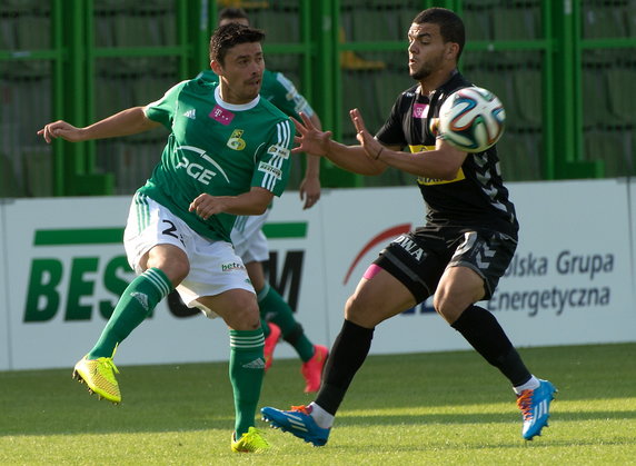 PIŁKA NOŻNA LIGA POLSKA PGE GKS BEŁCHATÓW KORONA KIELCE (Alexis Norambuena Nabil Aankour )