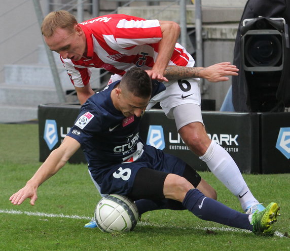 PIŁKA NOŻNA EKSTRAKLASA CRACOVIA POGOŃ SZCZECIN