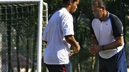 FBL-BRAZIL-RONALDINHO GAUCHO