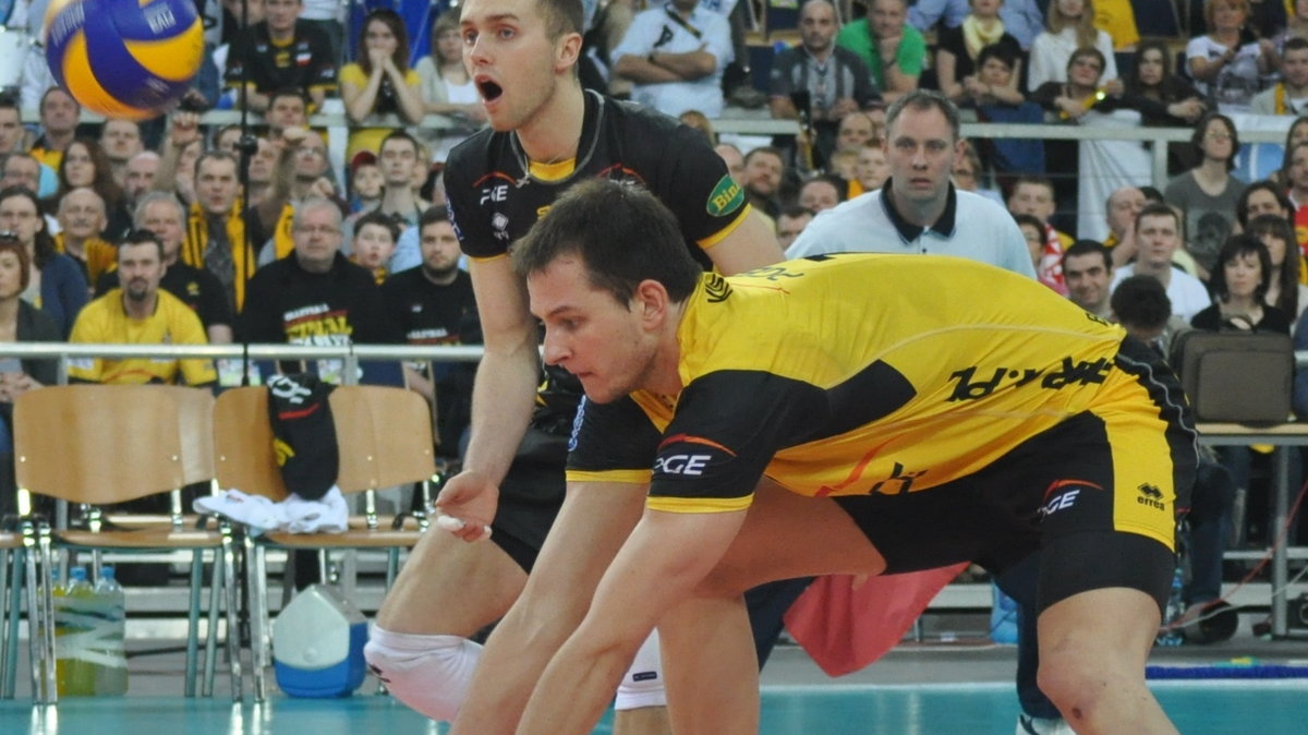 Bartosz Kurek (z prawej)