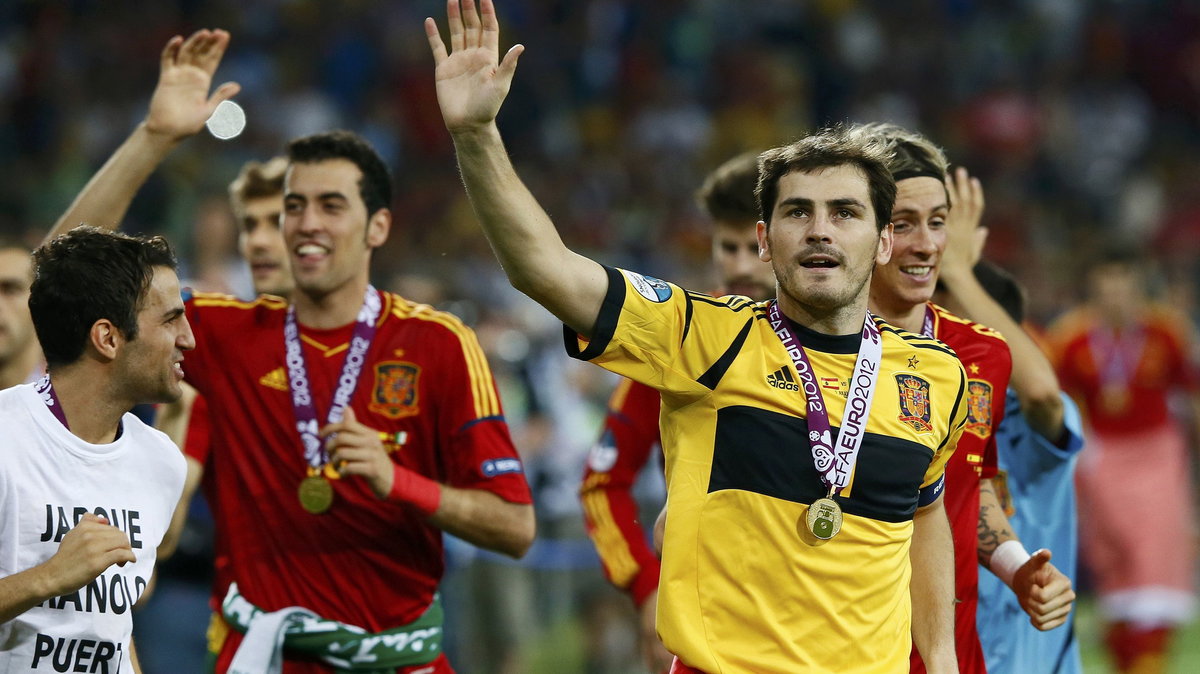 Iker Casillas (żółta koszulka)