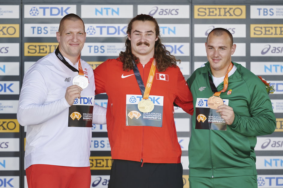 Podium MŚ 2023 w rzucie młotem: Wojciech Nowicki, Ethan Katzberg i Bence Halasz