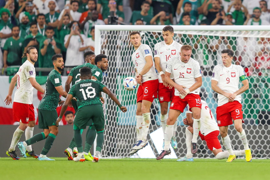 Awans Biało-Czerwonych do 1/8 finału mundialu w Katarze, stał się odpowiednim momentem na debatę, czy wynik jest ważniejszy od gry. Jak pokazały ostatnie tygodnie – nie jest.