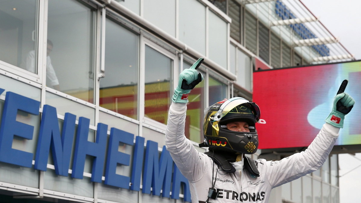 Nico Rosberg fetuje wygraną na torze Hockenheim