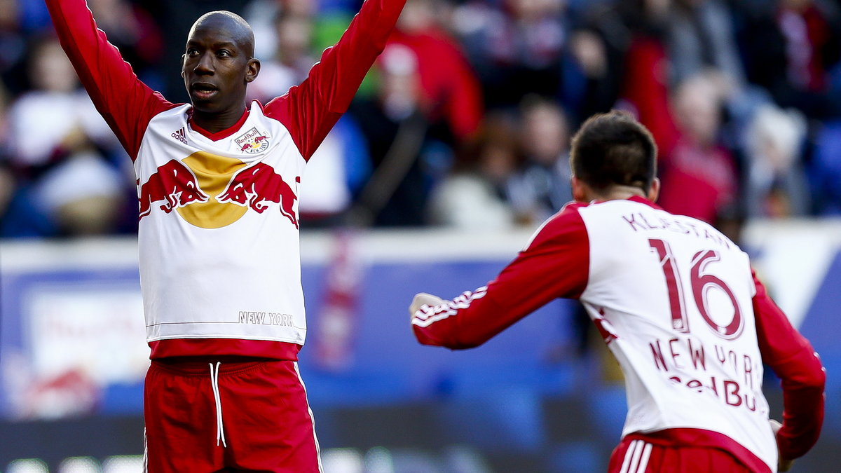  Bradley Wright-Phillips (z lewej)