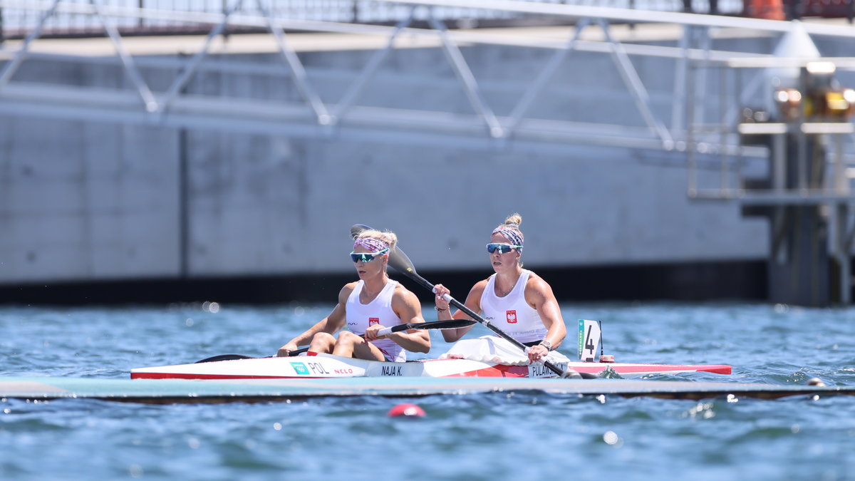 Anna Puławska, Karolina Naja