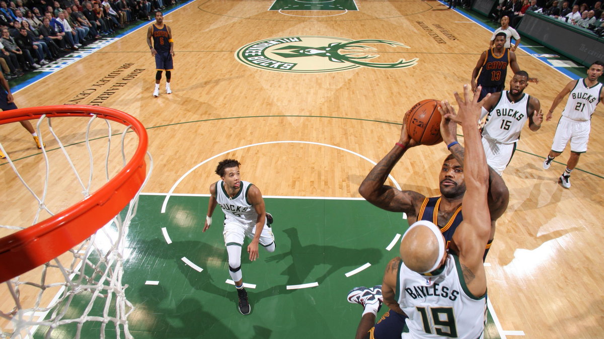 Cleveland Cavaliers v Milwaukee Bucks