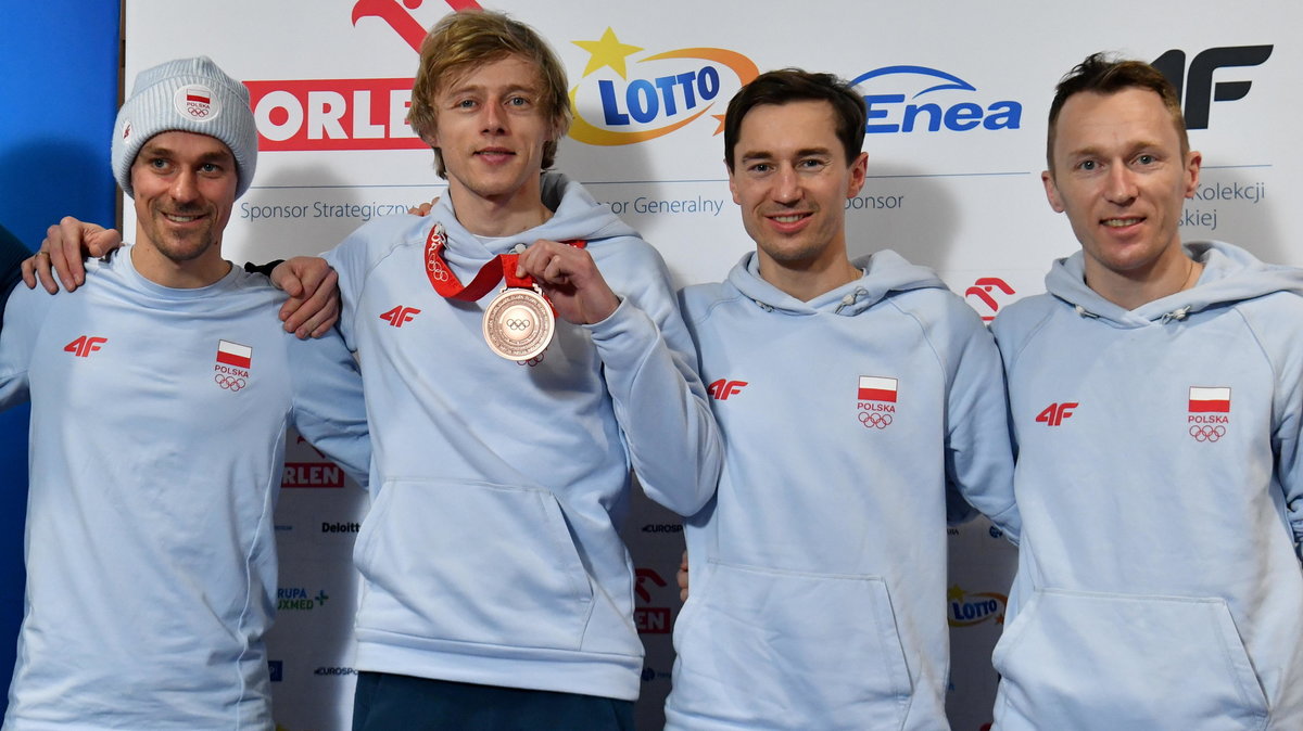 Piotr Żyła, Dawid Kubacki, Kamil Stoch i Stefan Hula