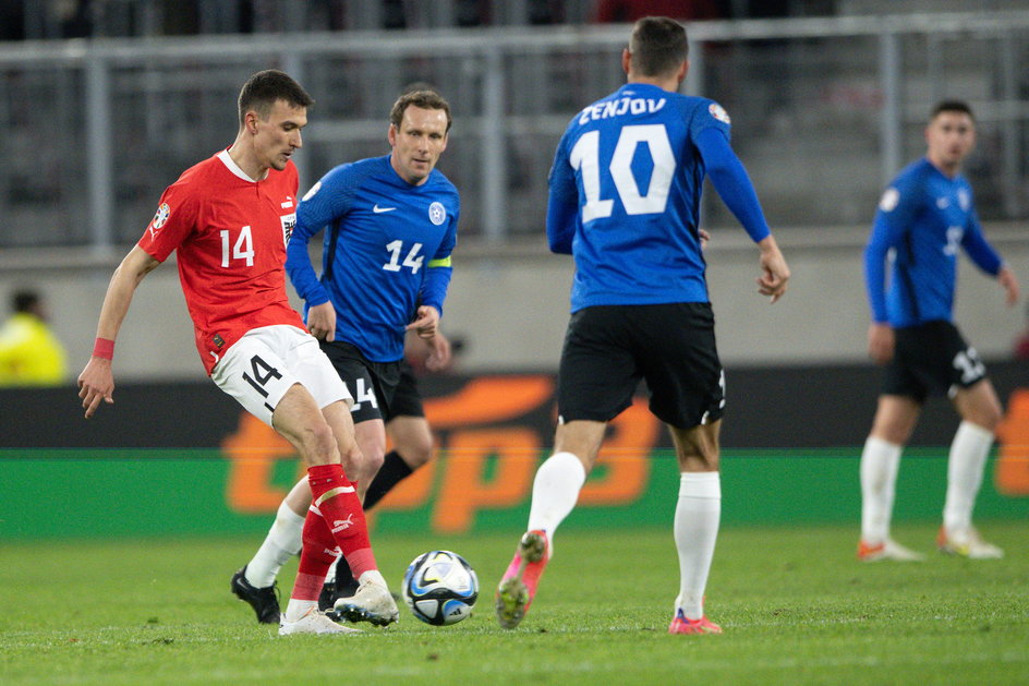 Znany z występów w Ekstraklasie Estończyk Konstantin Vassiljev (nr 14) może zagrać przeciwko Polsce w barażach o EURO