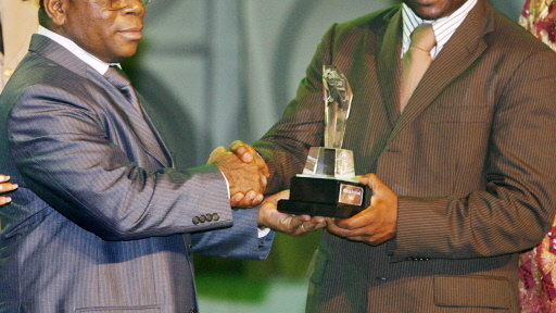 FBL-AFR-TOG-CAF-AWARD-PELE-MALLY