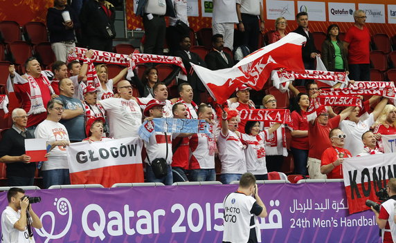 QATAR HANDBALL WORLD CHAMPIONSHIP (Qatar 2015 M21 ARG vs POL)