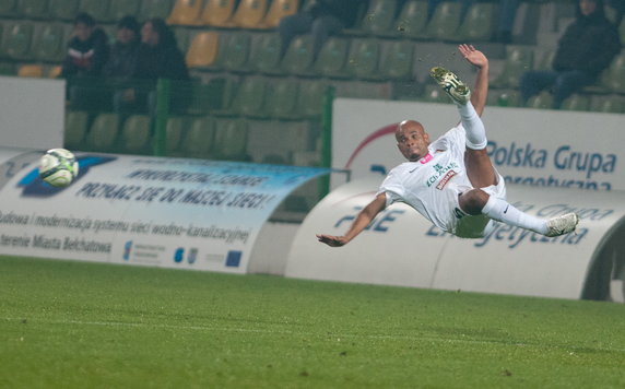 PIŁKARSKA EKSTRAKLASA GKS BEŁCHATÓW KONTRA POGOŃ