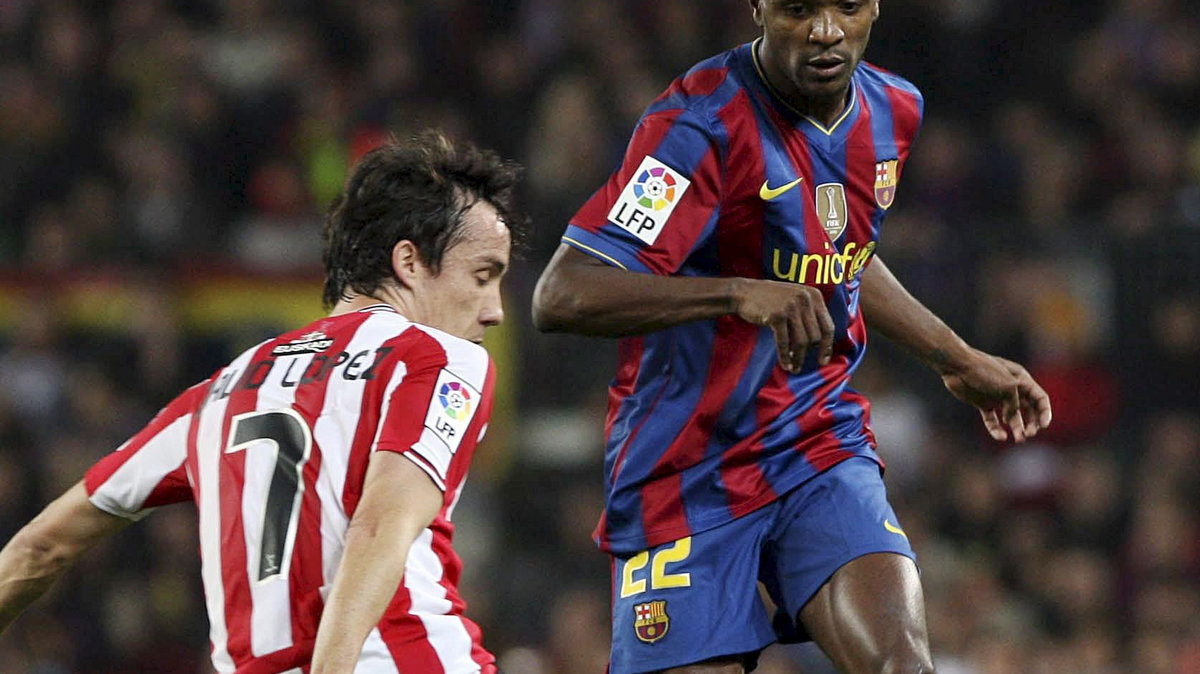 Eric Abidal z prawej