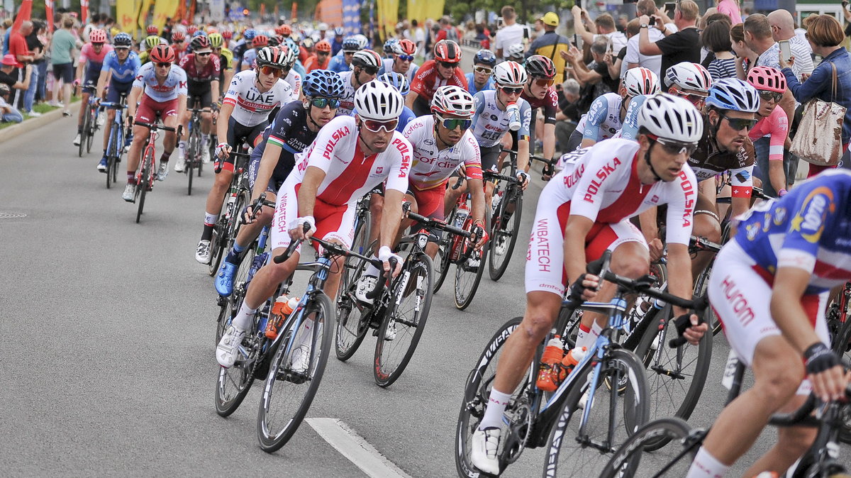 Peleton na II. etapie, 76. Tour de Pologne