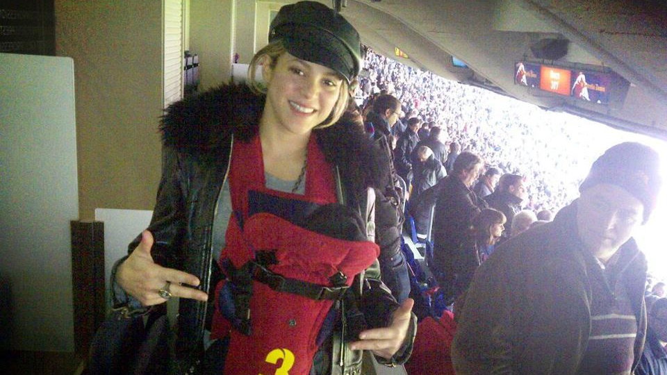 Shakira z synem na Camp Nou/ fot. Screen/ Facebook