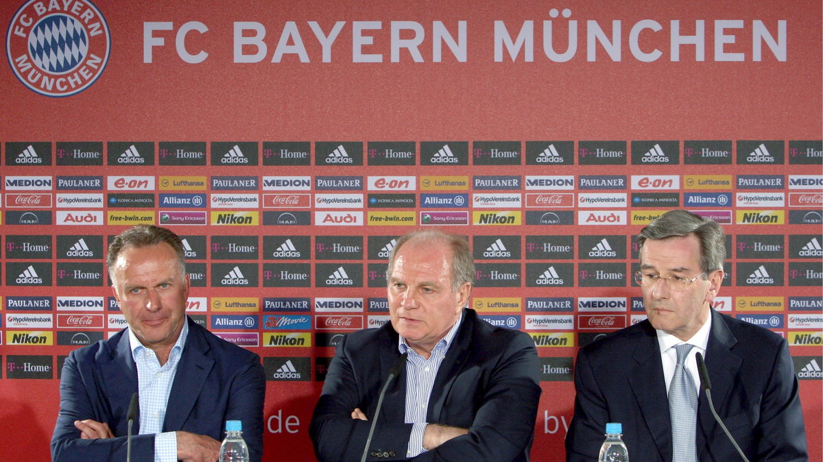 Karl-Heinz Rummenigge (z prawej) i Uli Hoeness (z lewej)