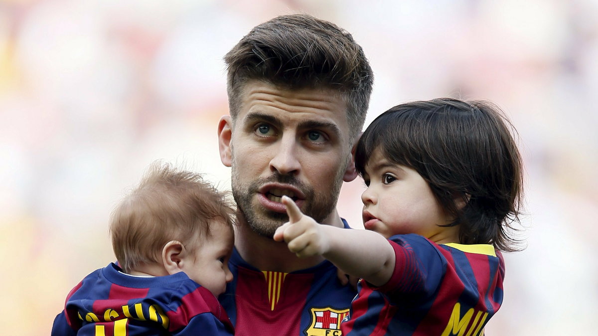 Gerard Pique z synami 