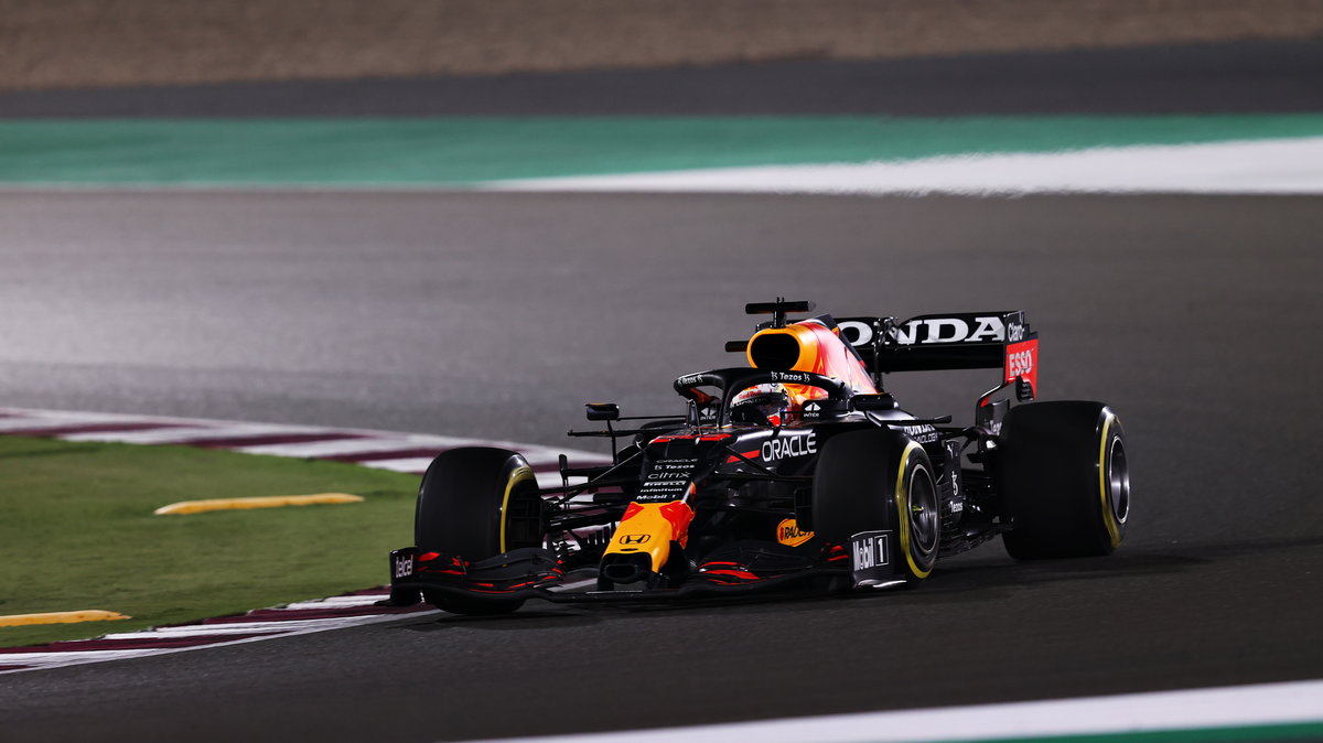 Max Verstappen w bolidzie Red Bulla