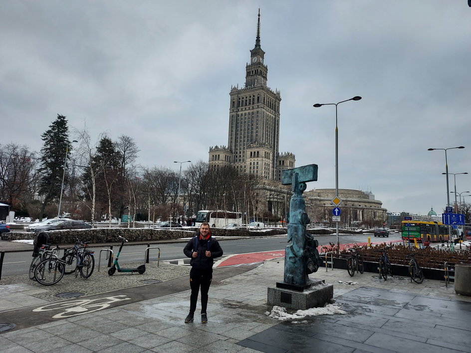 Paul Walters pod Pałacem Kultury i Nauki w Warszawie