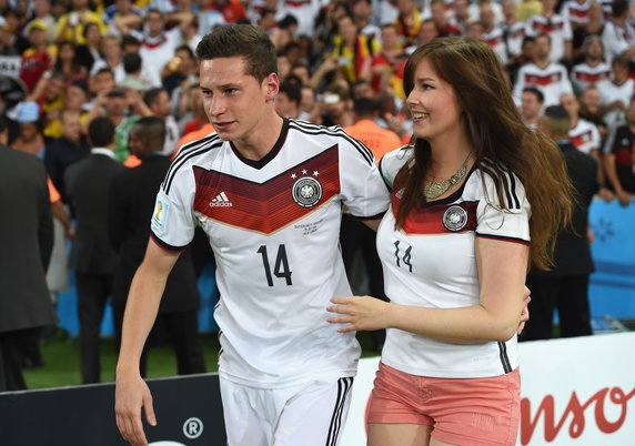 Julian Draxler z partnerką Leną