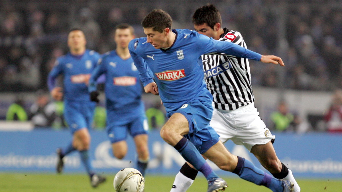 Robert Lewandowski w trakcie dwumeczu Lecha z Udinese w sezonie 2008/2009