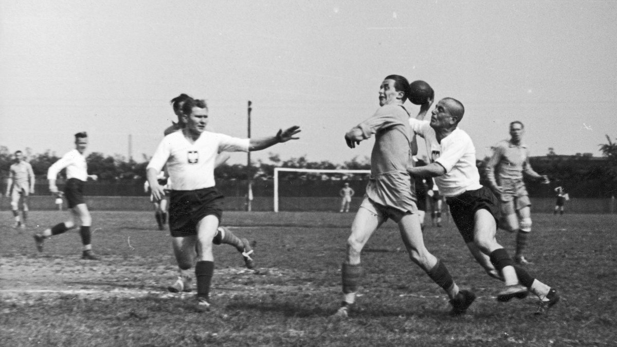 Mecz Polska-Szwecja w Katowicach - 1939 r.
