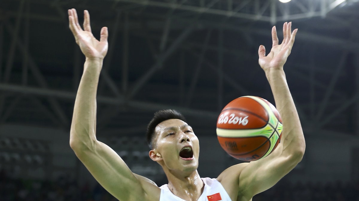 Yi Jianlian (Chiny)