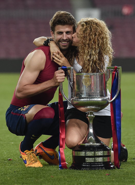 Gerard Pique i Shakira w 2015 r.