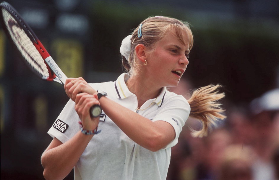16-letnia Jelena podczas Wimbledonu w 1999 r.