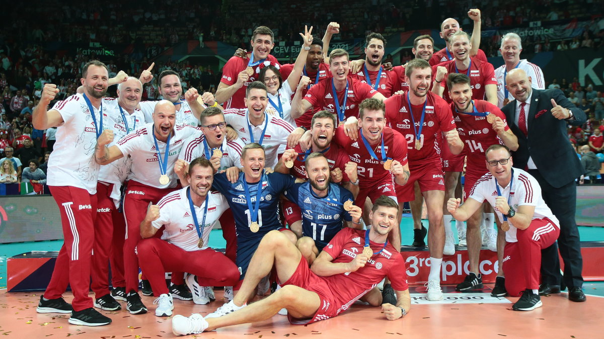 Ostatni z turniejów kadrowych Polaków we wrześniu ubiegłego roku. Reprezentacja Polski siatkarzy z brązowymi medalami ME 2021