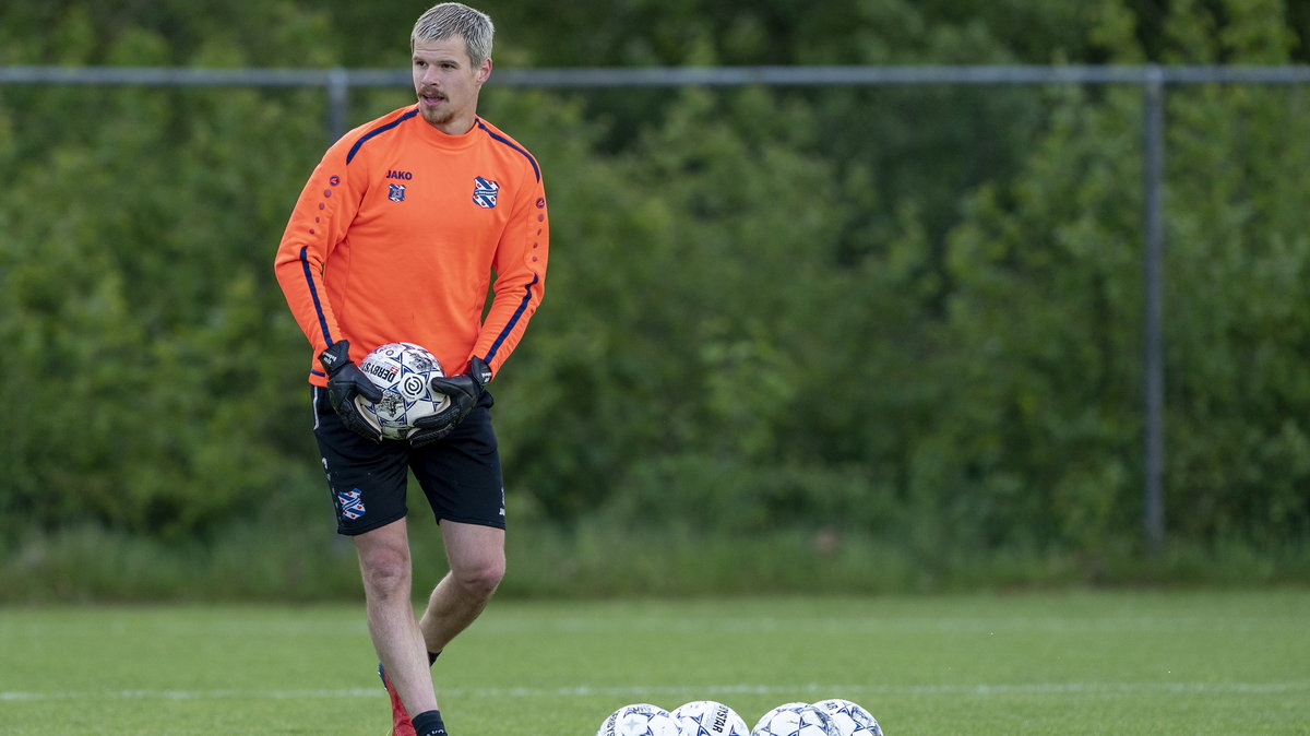 Filip Bednarek na treningu SC Heerenveen