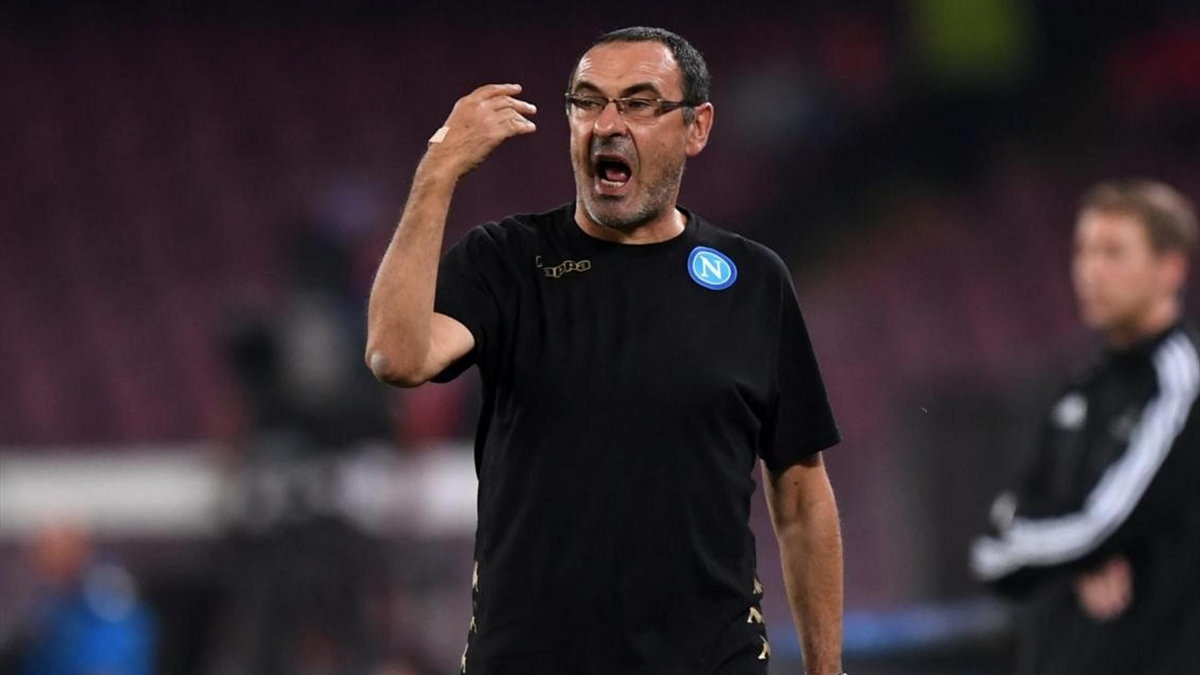 Sarri odcina się od świata. Cisza medialna w Napoli