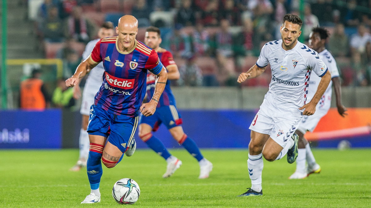 Piłkarze Piasta Gliwice i Górnika Zabrze