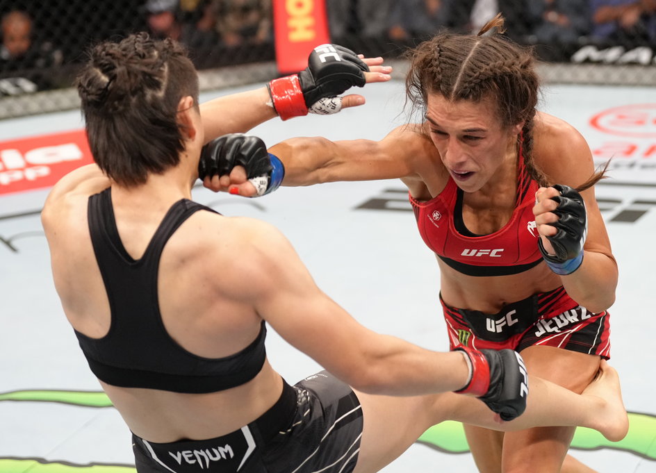 Joanna Jędrzejczyk podczas UFC 275